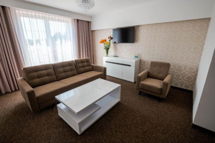 Hotel Palacowa Наріль Екстер'єр фото