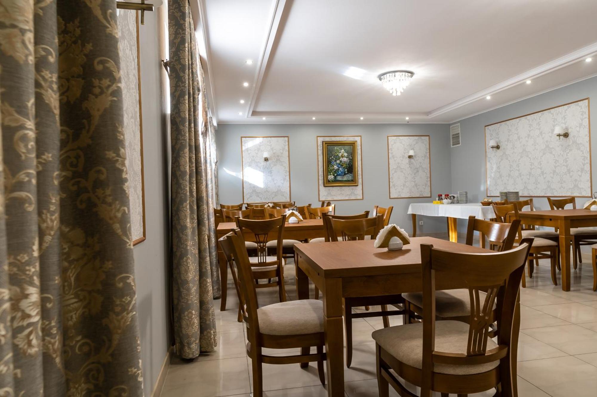 Hotel Palacowa Наріль Екстер'єр фото