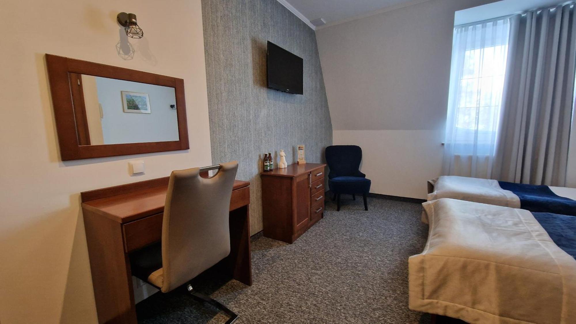 Hotel Palacowa Наріль Екстер'єр фото