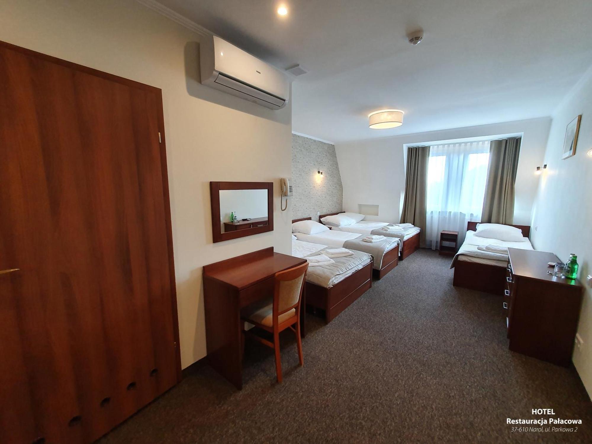 Hotel Palacowa Наріль Екстер'єр фото